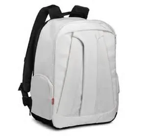 Lightweight white daypack — GN Textile archive N° 38